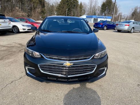 Used 2017 Chevrolet Malibu LT image 8