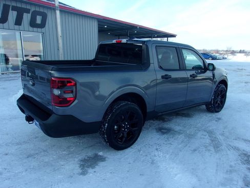 Used 2025 Ford Maverick XLT w/ Black Appearance Package image 3
