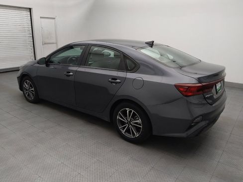 Used 2022 Kia Forte LXS w/ LXS Technology Package FWD image 3