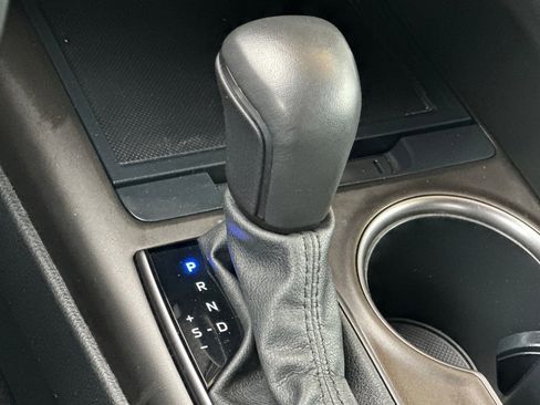 Used 2023 Toyota Camry SE image 21