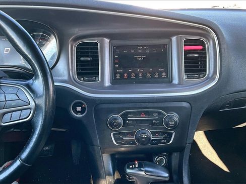 Used 2021 Dodge Charger SXT w/ Leather Interior Group image 27