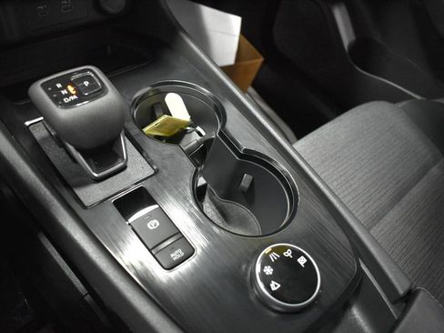 Certified 2023 Nissan Rogue SV AWD/4WD image 19
