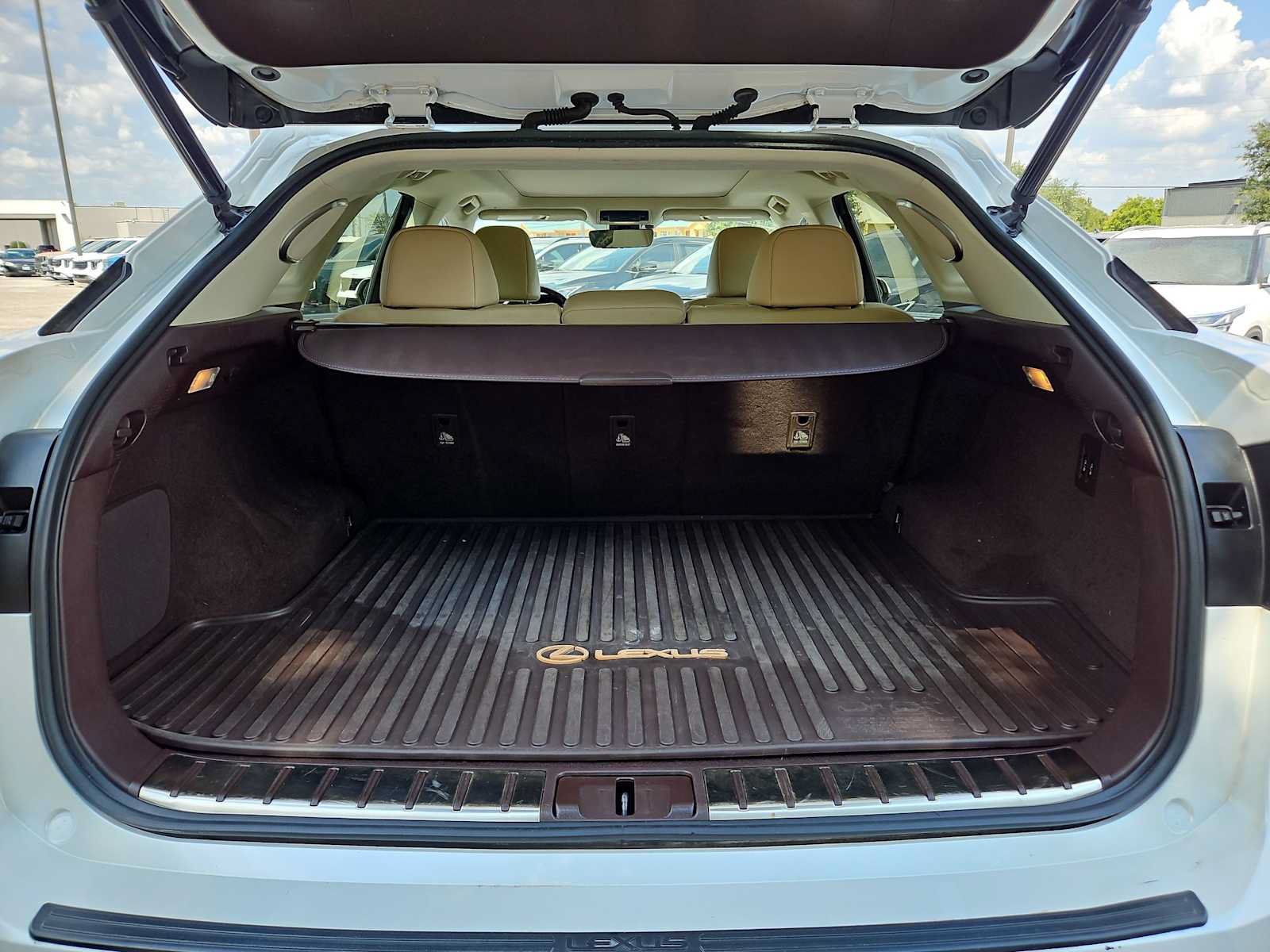 Used 2017 Lexus RX 350 FWD w/ Luxury Package image 34