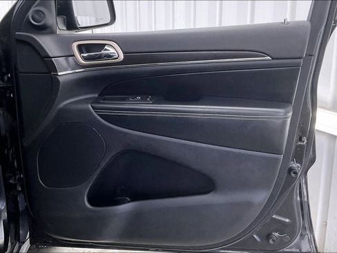 Used 2014 Jeep Grand Cherokee Limited w/ Trailer Tow Group IV image 22