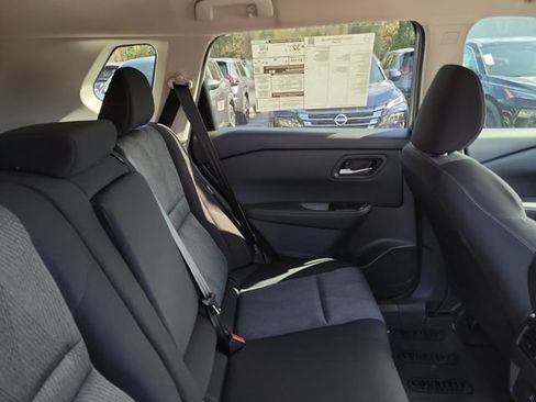 New 2026 Nissan Rogue SV w/ Cold Weather Package FWD image 32