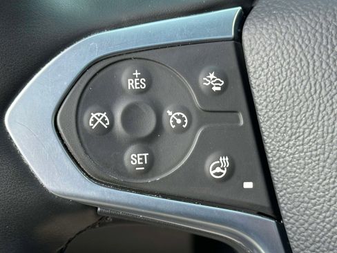 Used 2023 Chevrolet Traverse Premier w/ Redline Edition image 22