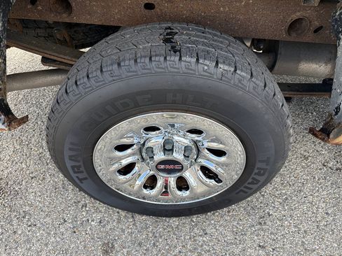 Used 2012 GMC Sierra 1500 W/T RWD image 16