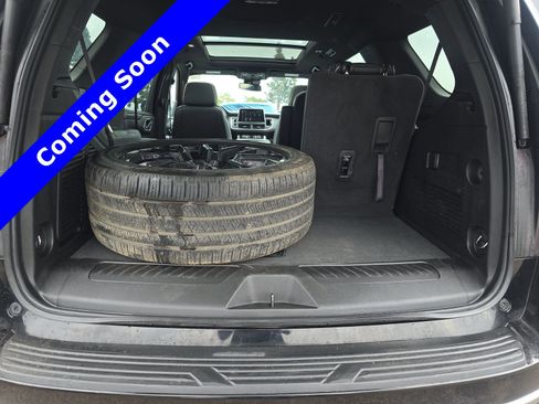 Used 2023 GMC Yukon SLT image 7