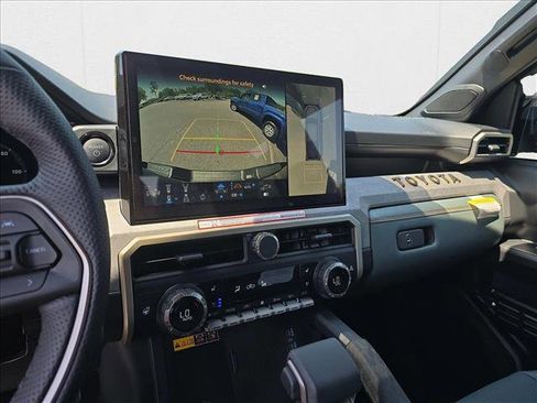 New 2025 Toyota Tacoma 4x4 Double Cab Hybrid image 13
