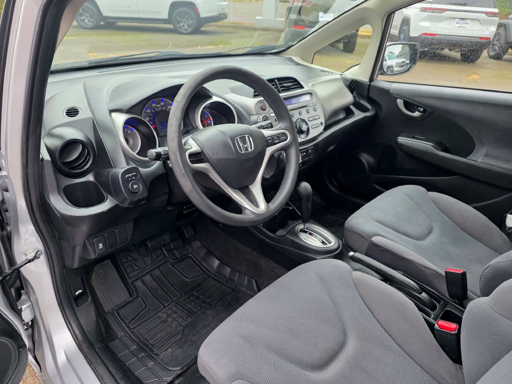 Used 2013 Honda Fit image 10