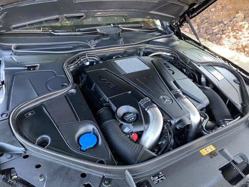 Used 2016 Mercedes-Benz S 550 Sedan image 10