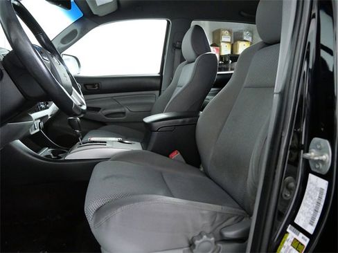 Used 2013 Toyota Tacoma 4x4 Double Cab image 19