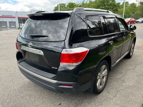 Used 2013 Toyota Highlander Limited AWD/4WD image 4