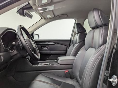 Used 2025 Honda Pilot EX-L image 14