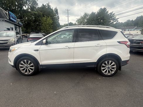 Used 2017 Ford Escape Titanium AWD/4WD image 6
