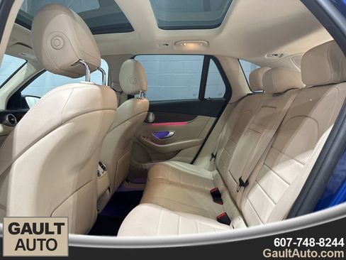 Used 2020 Mercedes-Benz GLC 300 GLC 300 image 17