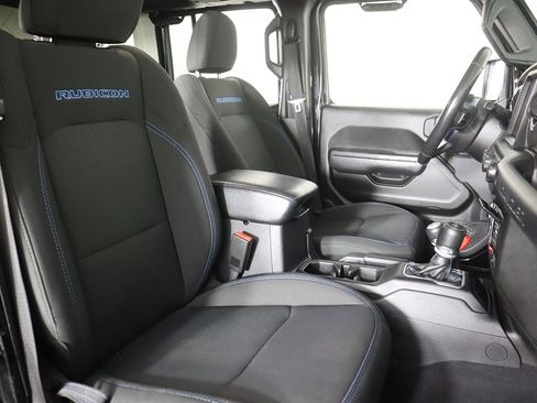 Used 2022 Jeep Wrangler Unlimited Rubicon 4xe image 24