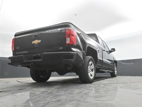Used 2018 Chevrolet Silverado 1500 LTZ Z71 w/ LTZ Plus Package AWD/4WD image 33