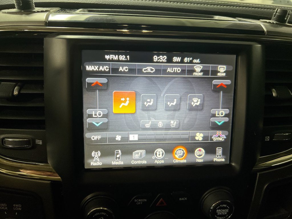 Used 2018 RAM 2500 Laramie w/ Sport Appearance Group AWD/4WD image 17