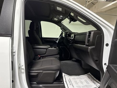 Used 2025 Chevrolet Silverado 2500 LT w/ Safety Package image 22