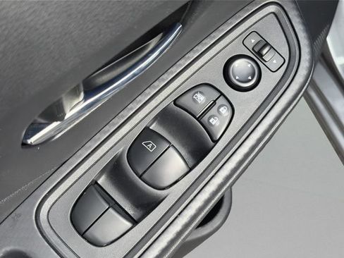 Used 2024 Nissan Versa SV w/ Trunk Package FWD image 14