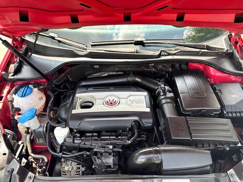 Used 2013 Volkswagen GTI 2-Door image 4