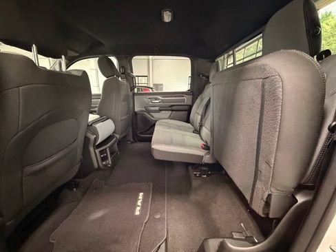 Used 2023 RAM 1500 Big Horn AWD/4WD image 18