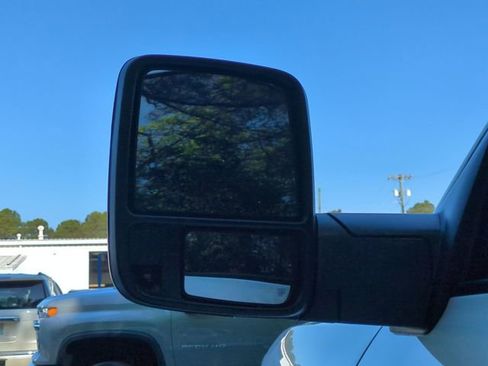 Used 2025 RAM 2500 Big Horn AWD/4WD image 11