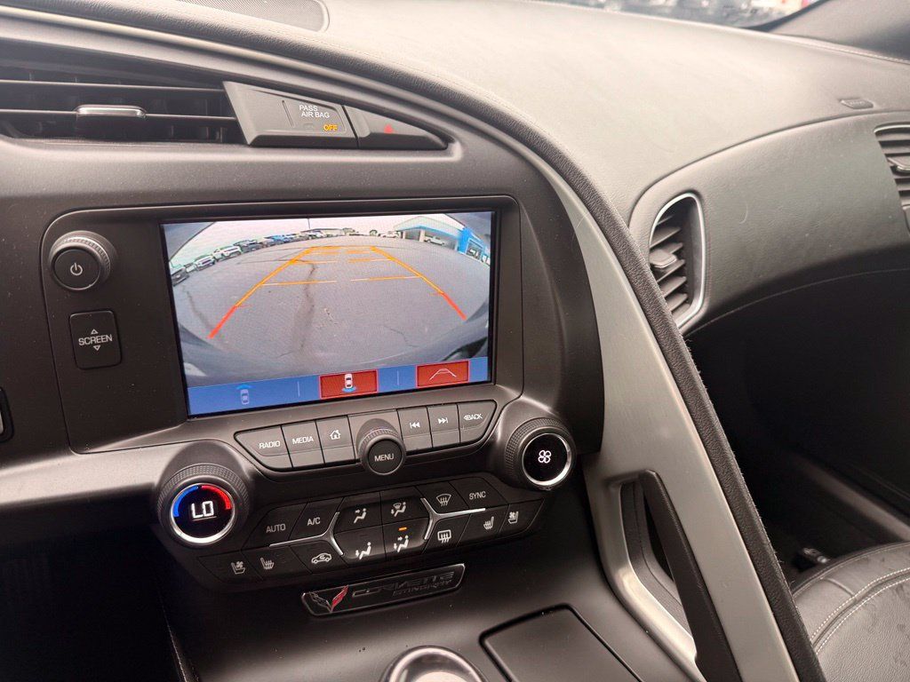 Used 2019 Chevrolet Corvette Stingray Coupe RWD image 13