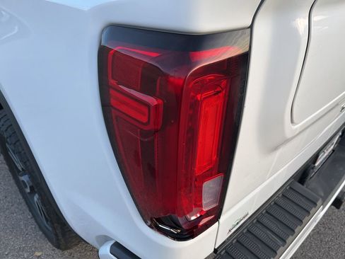 Used 2022 GMC Sierra 1500 AT4 w/ AT4 Premium Package image 44