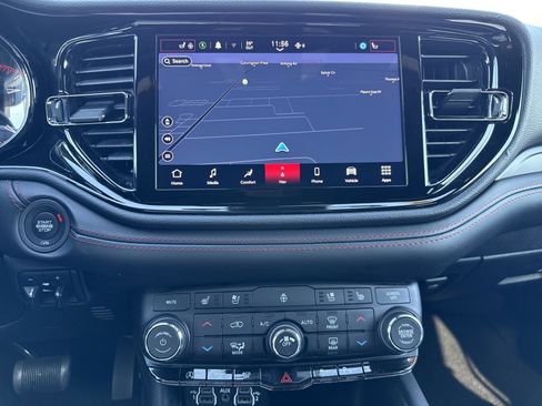 Used 2024 Dodge Durango GT image 11