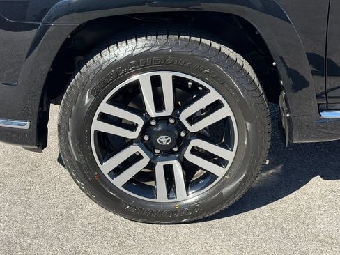 Used 2019 Toyota 4Runner Limited AWD/4WD image 28