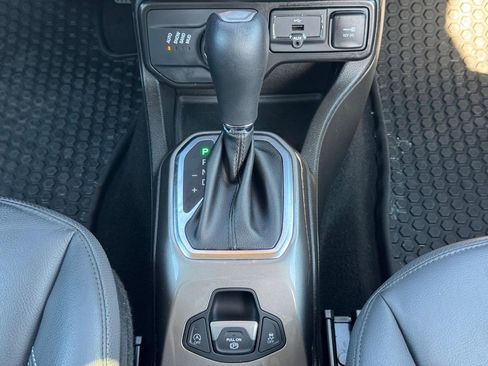 Used 2022 Jeep Renegade Limited image 14