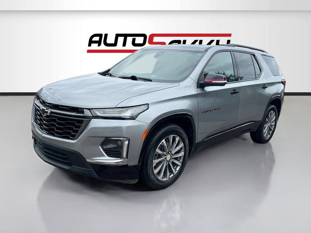 Used 2023 Chevrolet Traverse Premier w/ Redline Edition AWD/4WD image 3