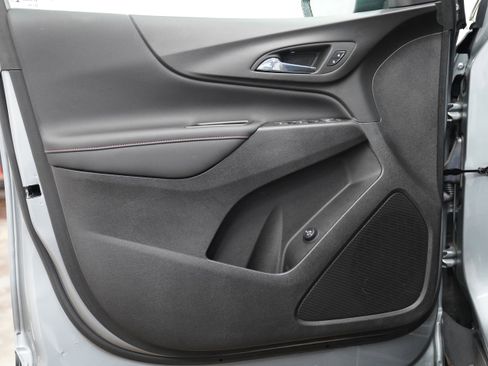 Used 2024 Chevrolet Equinox RS AWD/4WD image 16