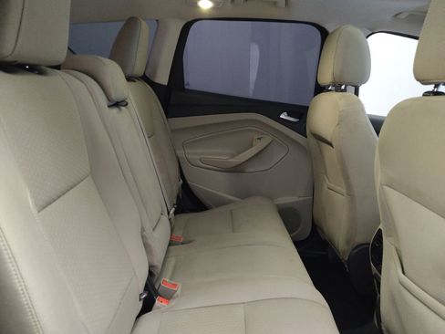 Used 2017 Ford Escape SE w/ Equipment Group 201A image 19