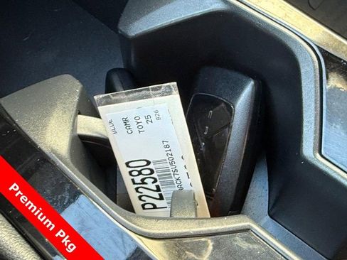 Used 2025 Toyota Camry XLE w/ Premium Package image 30