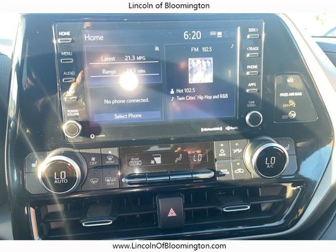 Used 2022 Toyota Highlander XLE image 30