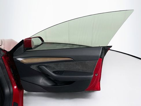 Used 2023 Tesla Model 3 Standard Range image 30