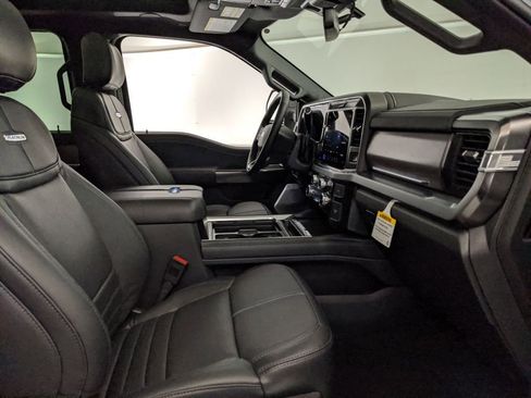 New 2026 Ford F250 Platinum w/ Tremor Off-Road Package image 25