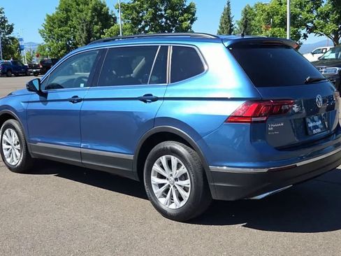 Used 2018 Volkswagen Tiguan SE AWD/4WD image 6