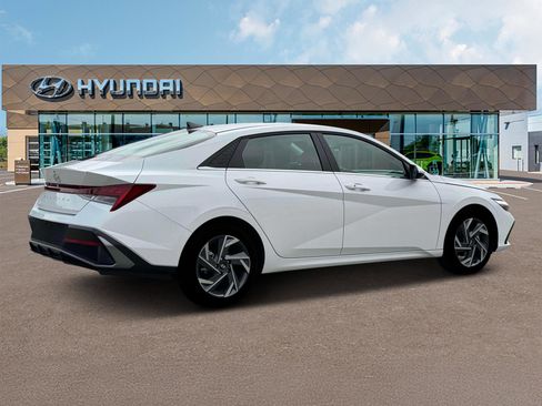 New 2025 Hyundai Elantra SEL w/ Cargo Package image 8