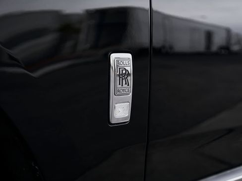 Used 2026 Rolls-Royce Cullinan AWD/4WD image 11