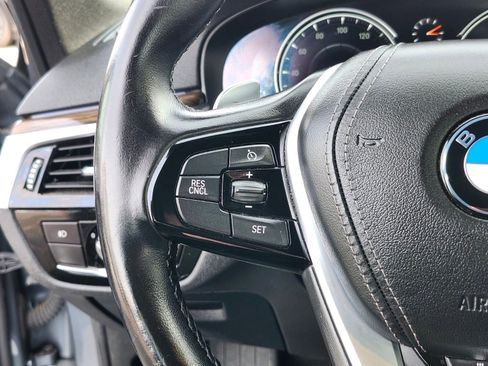 Used 2018 BMW 540i xDrive image 27
