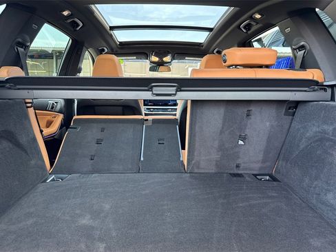 Used 2026 BMW X5 xDrive40i w/ M Sport Package image 20