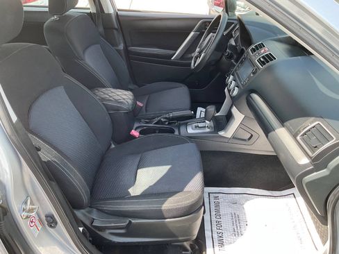 Used 2017 Subaru Forester 2.5i w/ Alloy Wheel Package AWD/4WD image 19