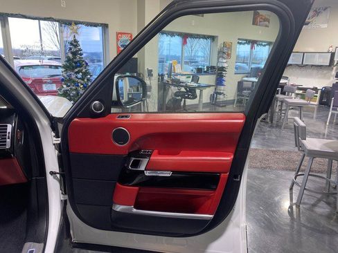 Used 2013 Land Rover Range Rover Autobiography image 17