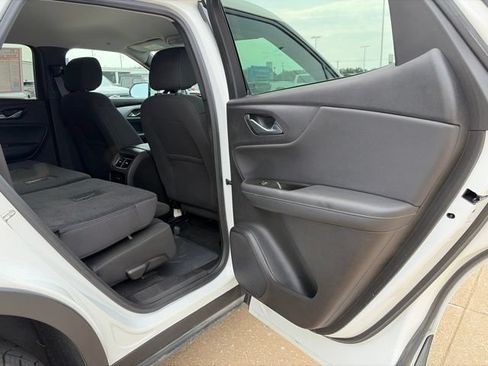 Used 2021 Chevrolet Blazer LT FWD image 39
