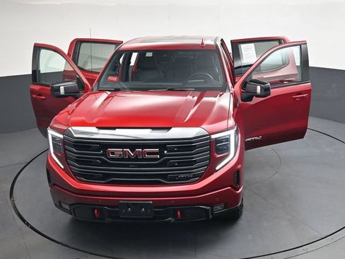 Used 2024 GMC Sierra 1500 AT4 w/ Technology Package AWD/4WD image 37