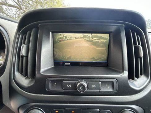 Used 2019 Chevrolet Colorado W/T w/ WT Convenience Package image 18